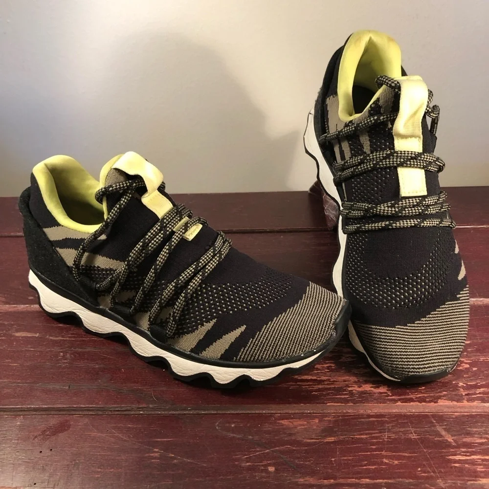 Sorel Kinetic Women's Black Dame Hvite Lace Up Walking Sneaker Size 8
